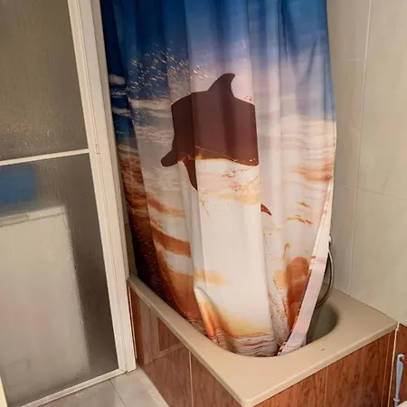 דירה Service Lazaro Topacio 3 *