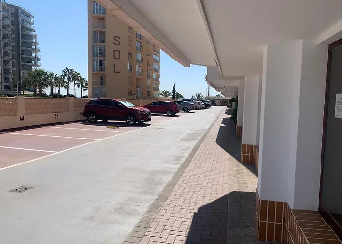 Service Lazaro Topacio 3 * Calp